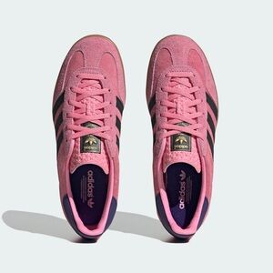 Adidas Women's Pink and Black Sneakers